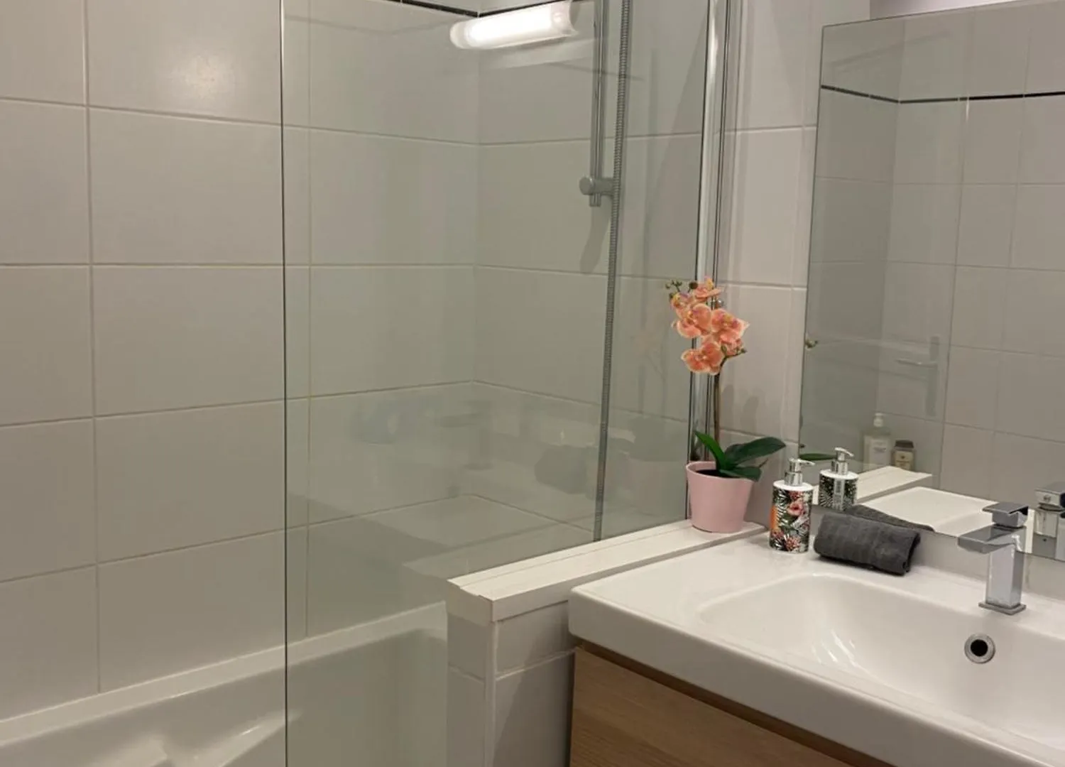 Appartement Centre Ville Marseille Avec Parking Apartment